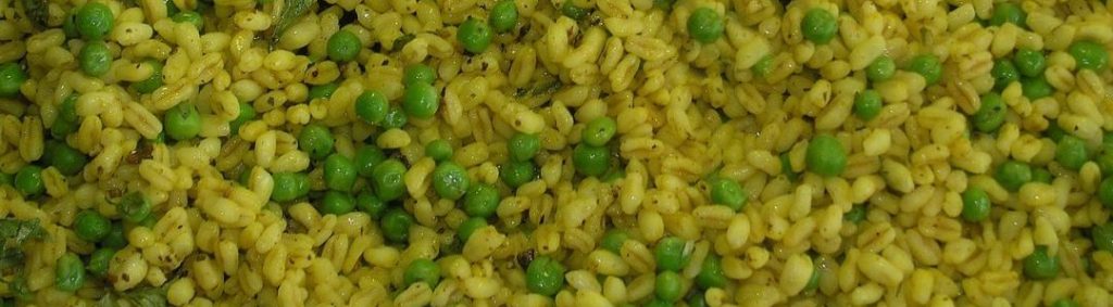 Mix of protein-rich rice and peas